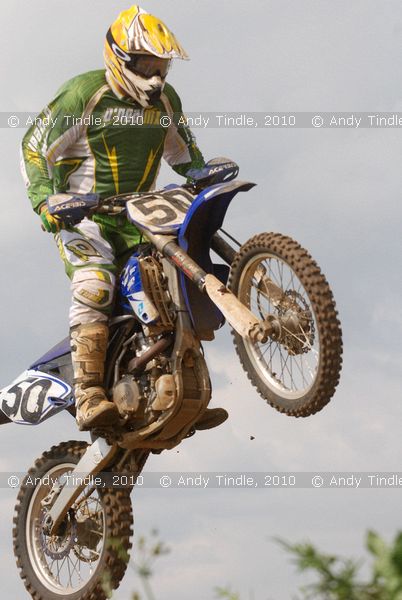 AGT-100613-9331 - #50 Roger Frean