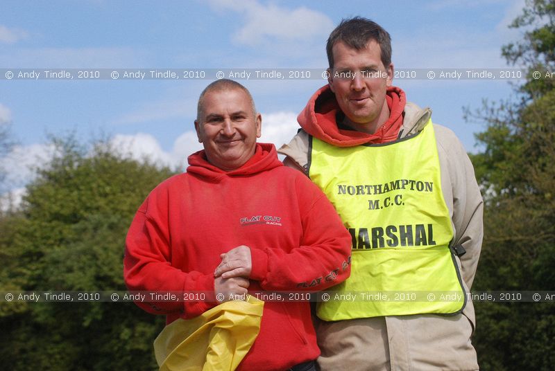 AGT-100516-6734 - Marshalling team