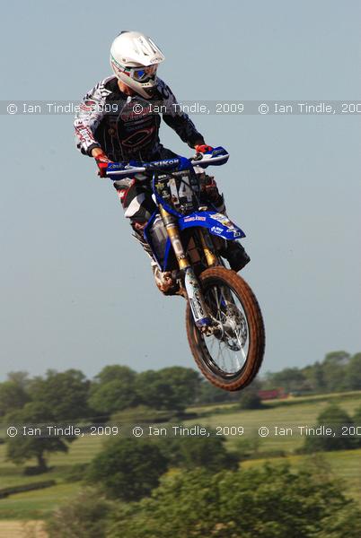 IGT-090530-3648 - #14 Deny Philippaerts MX2