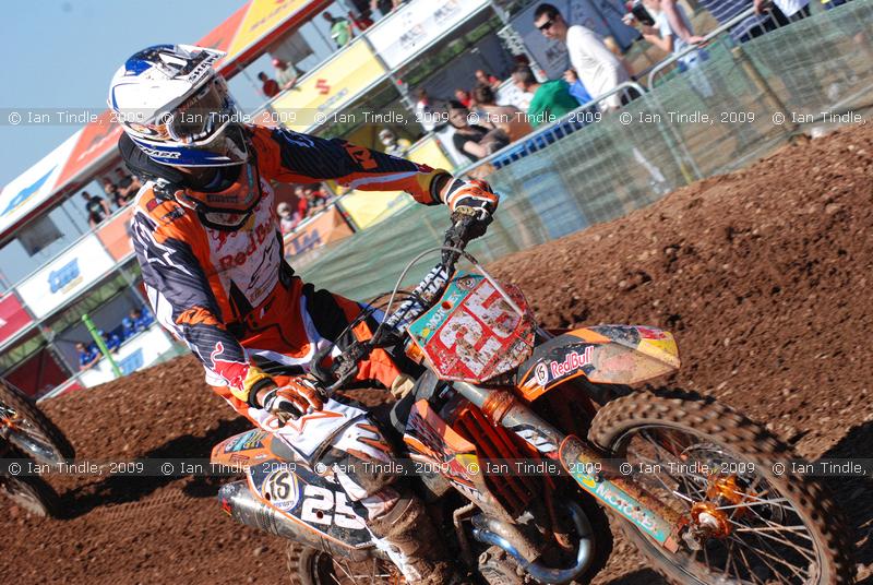 IGT-090530-3824 - #25 Marvin Musquin MX2