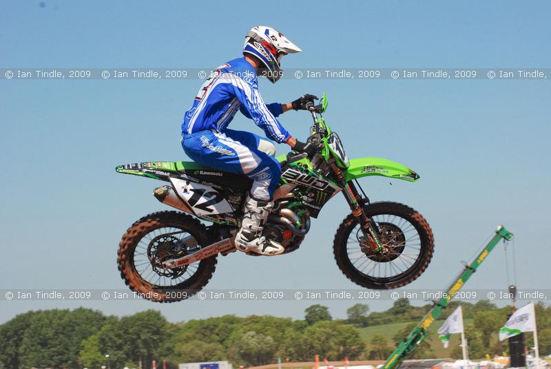 IGT-090530-3920 - #12 David Vuillemin MX1