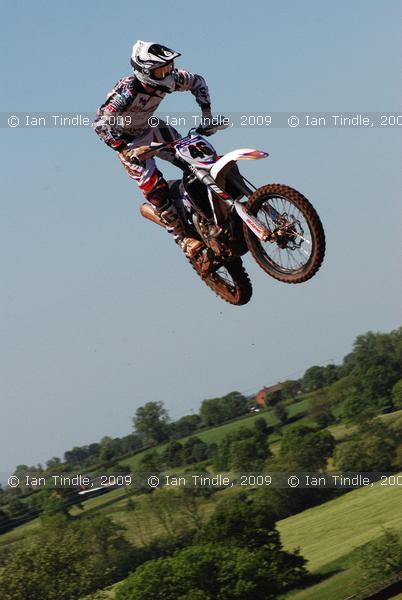 IGT-090530-3929 - #46 Jason Dougan MX1