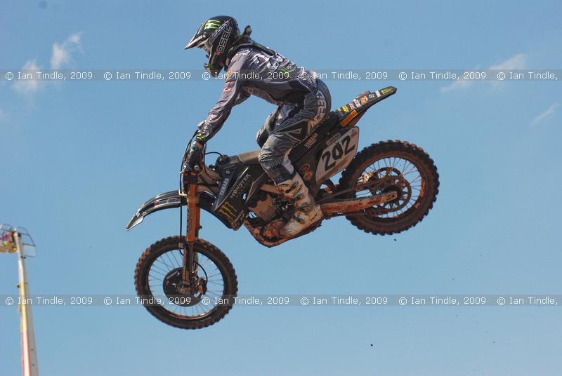 IGT-090530-4430 - #202 Loic Larrieu MX2