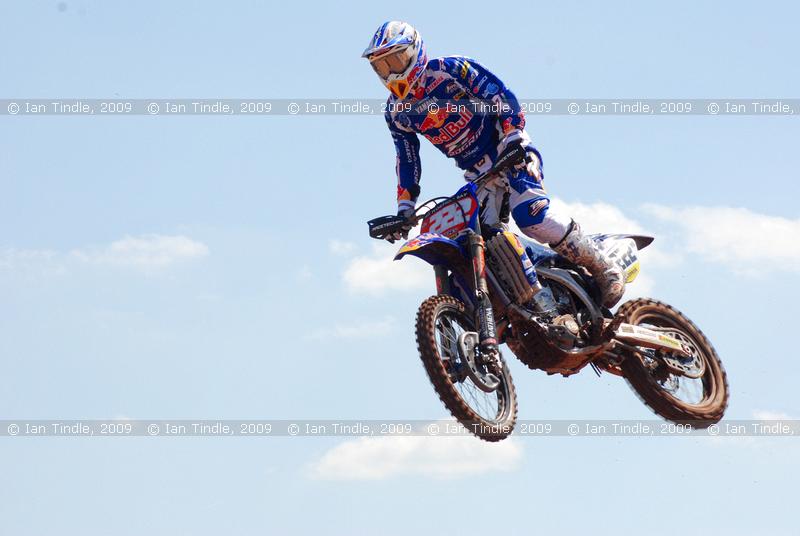 IGT-090530-4666 - #222 Tony Cairoli MX1