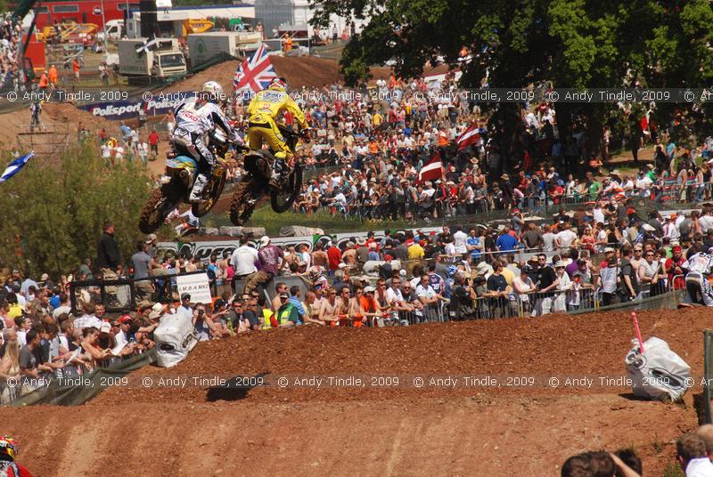 AGT-090531-6608 - #44 Yohei Kojima and #338 Zach Osborne thrill the crowd, MX2